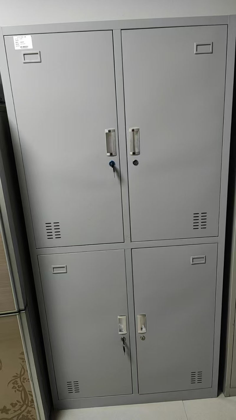 四门储物柜